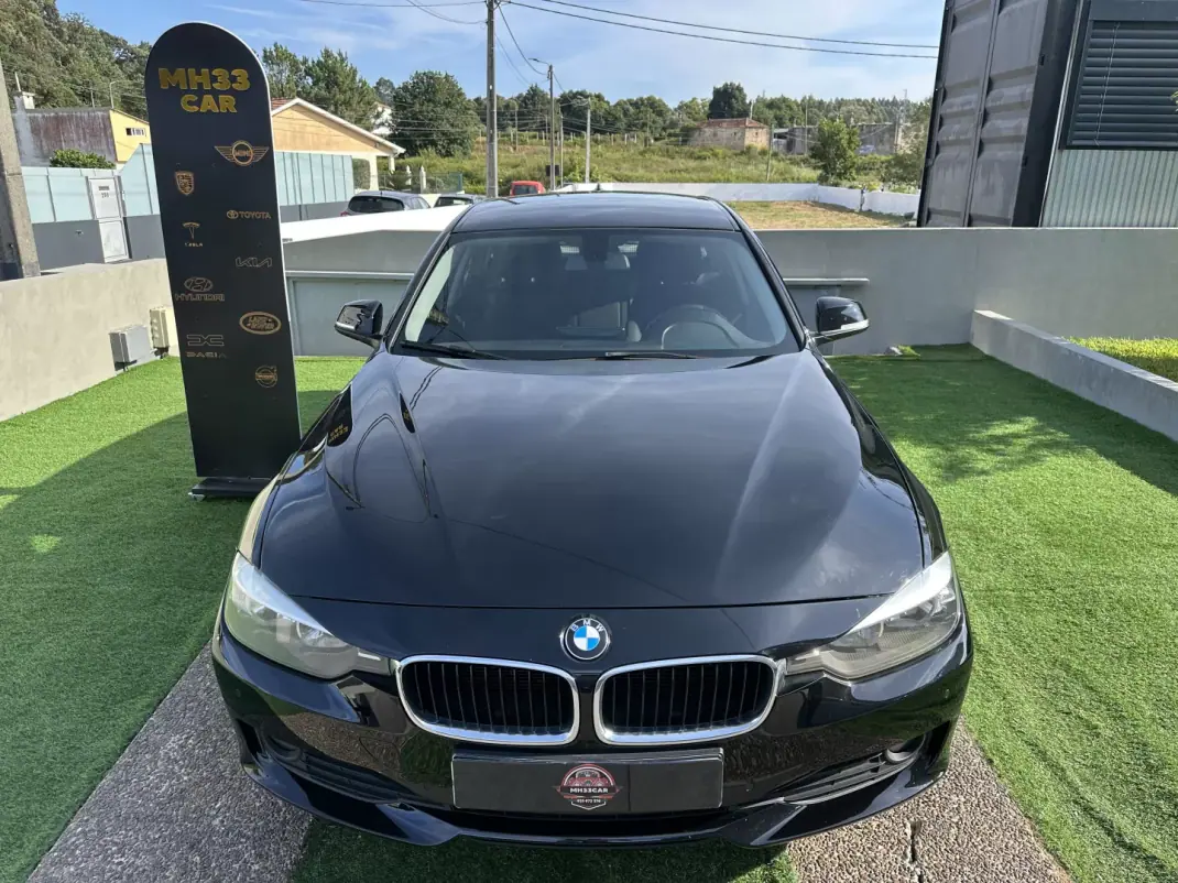 BMW 320 2013 - 12900 EUR, 228000 km - 228000km - foto 5 de 57