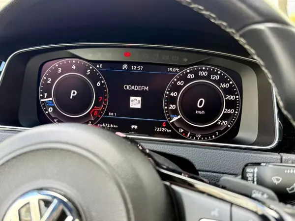 Volkswagen Golf 2019 - 32990 EUR, 72300 km - AUTO.MOTO.pt - 72300km - foto 34 de 40