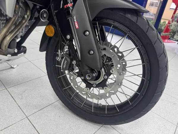 2025 - 5490 EUR, 0 km - AUTO.MOTO.pt - foto 13 de 31