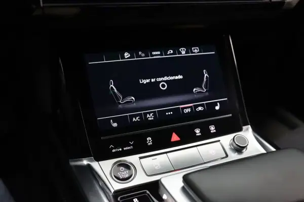 Audi e-tron 2023 - 45000 EUR, 106568 km - AUTO.MOTO.pt - 106568km - foto 13 de 36