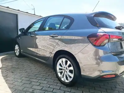 Fiat Tipo 2019 - 14000 EUR, 83000 km - AUTO.MOTO.pt - 83000km - foto 5 de 13