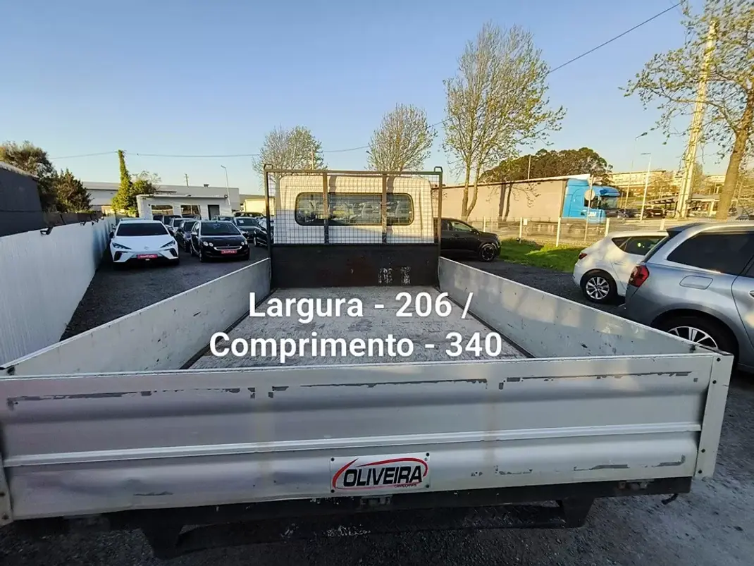 Citroën 2022 - 27490 EUR, 134113 km - AUTO.MOTO.pt - 134113km - foto 22 de 26