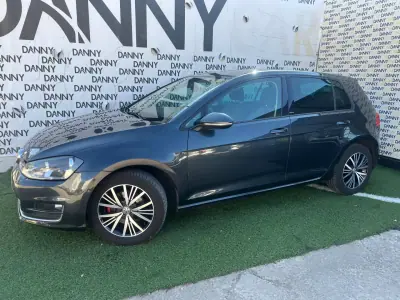 Volkswagen Golf 2016 - 12990 EUR, 182000 km - AUTO.MOTO.pt - 182000km - foto 3 de 11