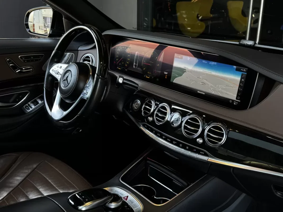 Mercedes-Benz S 400 2018 - 49990 EUR, 227000 km - AUTO.MOTO.pt - 227000km - foto 31 de 47