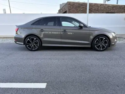 Audi A3 Limousine 2016 - 17000 EUR, 187641 km - AUTO.MOTO.pt - 187641km - foto 6 de 19