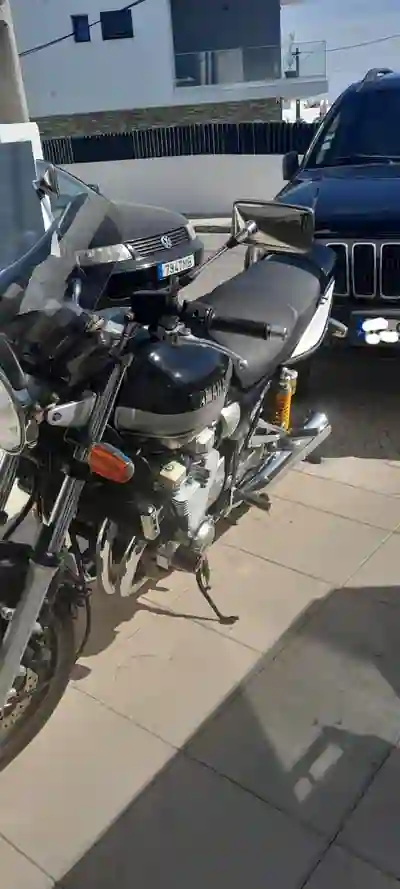 Yamaha XJR1300 1996 - 4950 EUR, 31000 km - foto 3 de 10