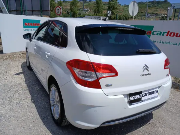 Citroën C4 2014 - 8250 EUR, 133197 km - AUTO.MOTO.pt - 133197km - foto 13 de 27