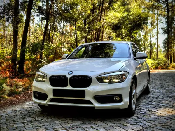 BMW 116 2017 - 12900 EUR, 205000 km - AUTO.MOTO.pt - 205000km - foto 3 de 25