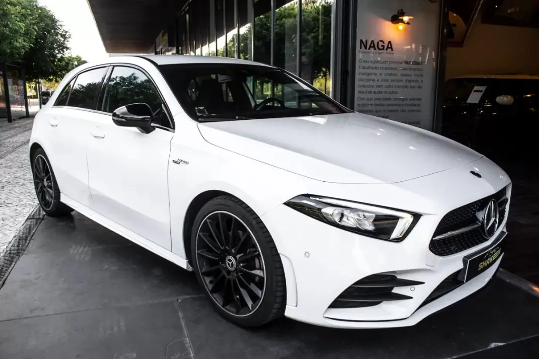 Mercedes-Benz A 180 2019 - 22990 EUR, 127098 km - AUTO.MOTO.pt - 127098km - foto 6 de 43