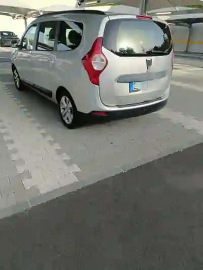 Dacia Lodgy 2016 - 10500 EUR, 164009 km - AUTO.MOTO.pt - 164009km - foto 7 de 8
