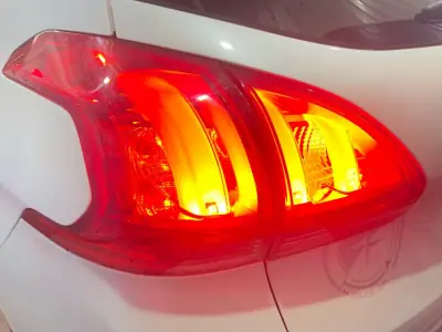 Peugeot 2008 2015 - 8500 EUR, 166000 km - AUTO.MOTO.pt - 166000km - foto 21 de 44