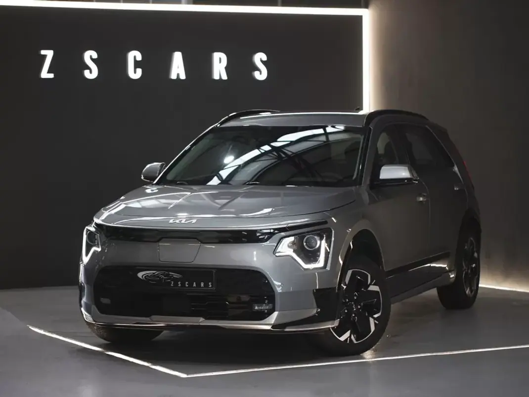 Kia e-Niro 2022 - 25990 EUR, 60682 km - AUTO.MOTO.pt - 60682km - foto 2 de 19