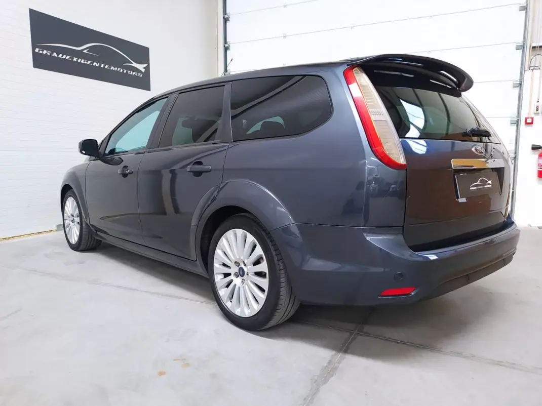Ford Focus SW 2008 - 5950 EUR, 248000 km - 248000km - foto 8 de 16