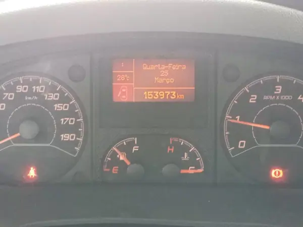 Peugeot 2022 - 18698 EUR, 153973 km - AUTO.MOTO.pt - 153973km - foto 6 de 8