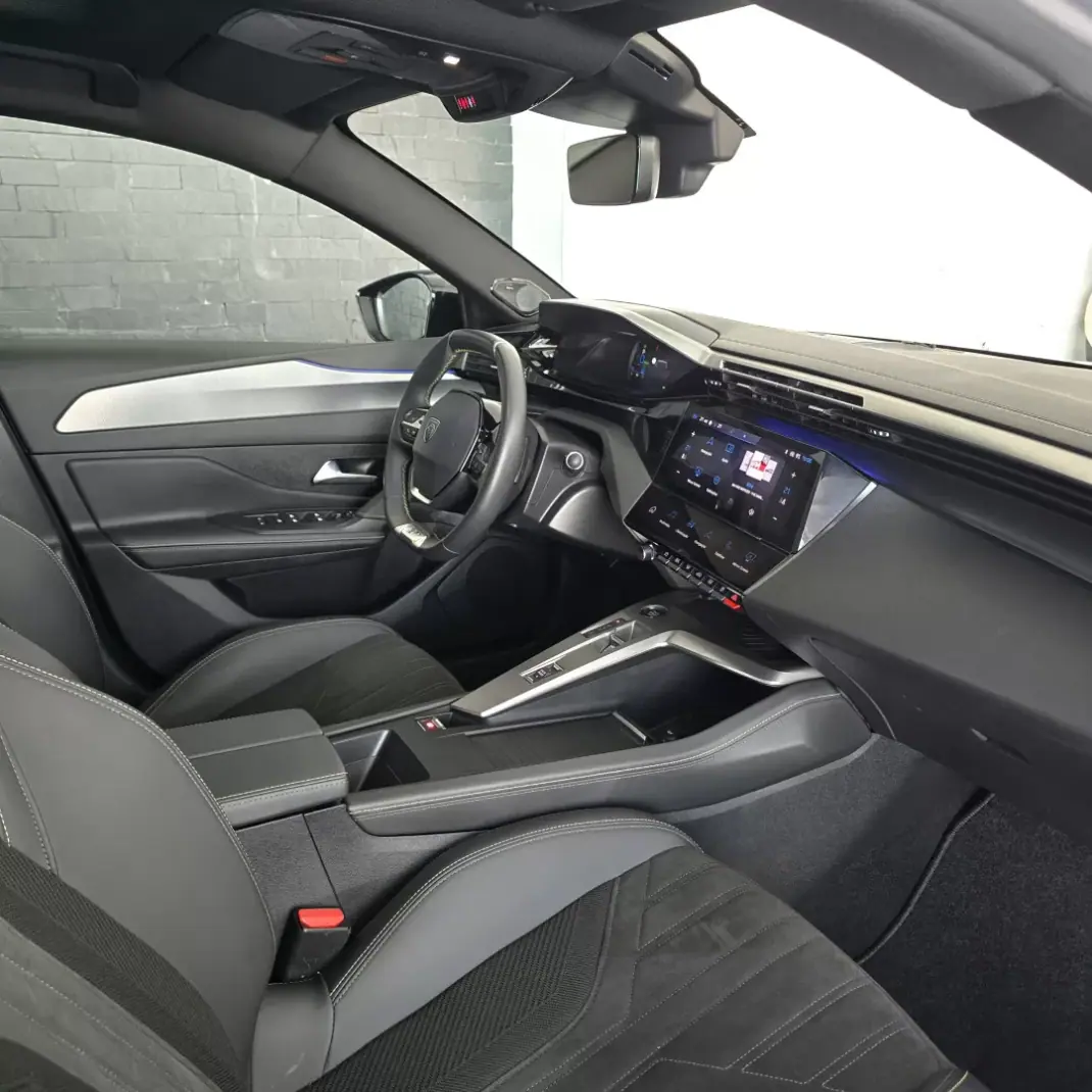 Peugeot 408 2024 - 34850 EUR, 40214 km - AUTO.MOTO.pt - 40214km - foto 8 de 32