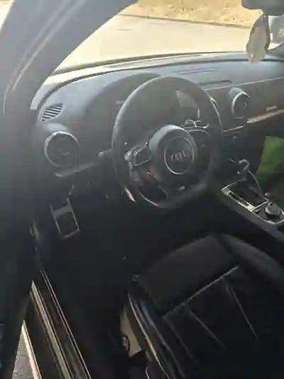 Audi S3 Limousine 2014 - 25000 EUR, 170000 km - foto 6 de 9