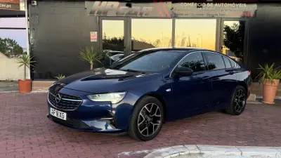 Opel Insignia Grand Sport 2021 - 14990 EUR, 169000 km - AUTO.MOTO.pt - 169000km - foto 4 de 38