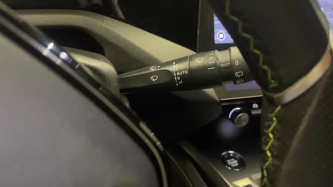 Peugeot 308 SW 2023 - 22490 EUR, 52713 km - AUTO.MOTO.pt - 52713km - foto 36 de 57