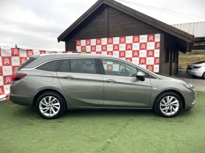Opel Astra Sports Tourer 2018 - 12990 EUR, 162850 km - AUTO.MOTO.pt - 162850km - foto 2 de 23