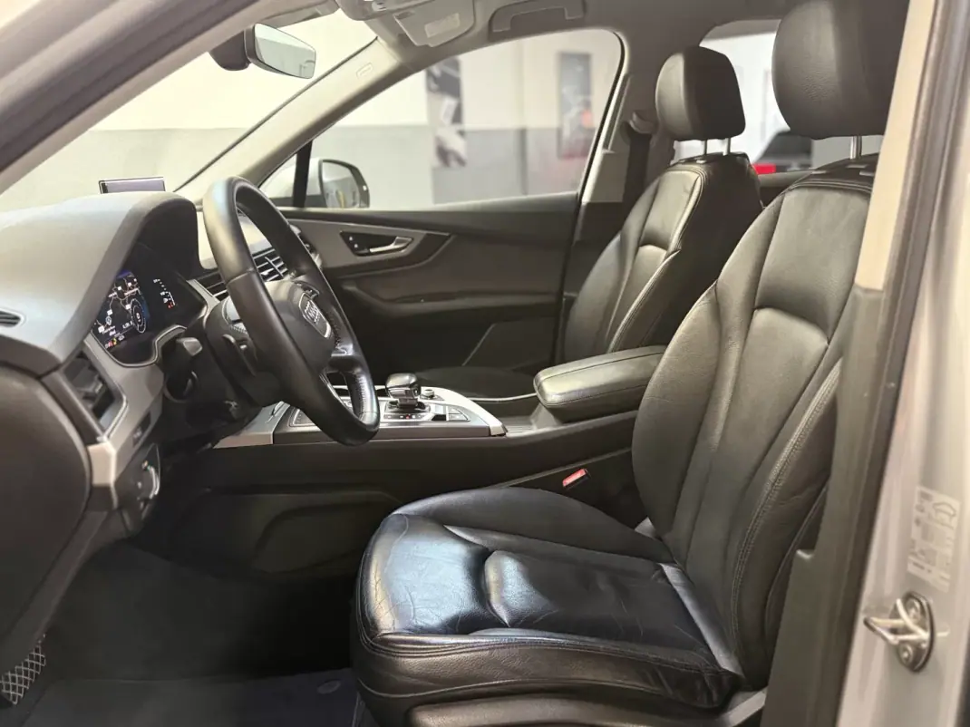 Audi Q7 2016 - 34900 EUR, 240000 km - 240000km - foto 18 de 20