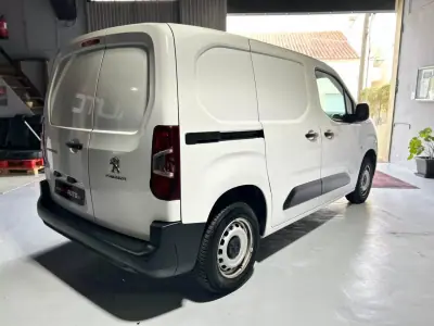 Peugeot Partner 2021 - 12500 EUR, 166000 km - foto 4 de 35