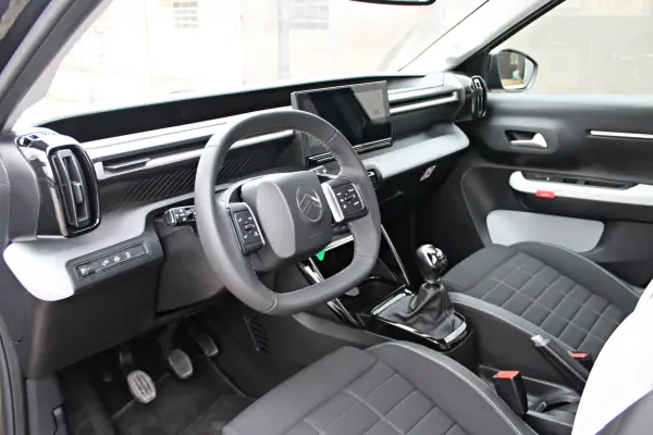 Citroën C3 2025 - 18450 EUR, 18032 km - AUTO.MOTO.pt - 18032km - foto 13 de 30