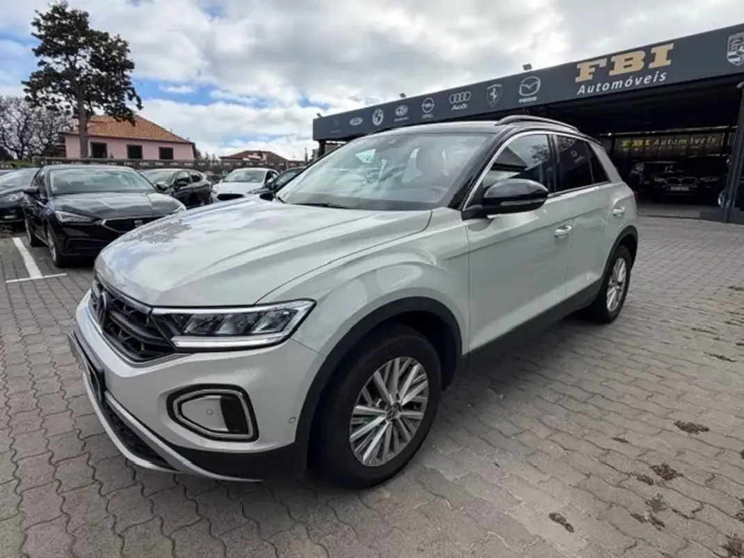 Volkswagen 1.2 TDi Confortline 2023 - 23900 EUR, 63150 km - AUTO.MOTO.pt - 63150km - foto 1 de 12