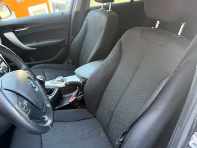 BMW 116 2018 - 14900 EUR, 147270 km - AUTO.MOTO.pt - 147270km - foto 14 de 17