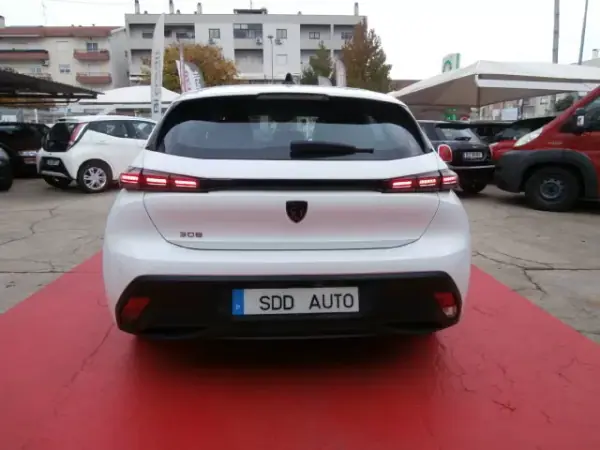 Peugeot 308 2022 - 22000 EUR, 118452 km - AUTO.MOTO.pt - 118452km - foto 8 de 31