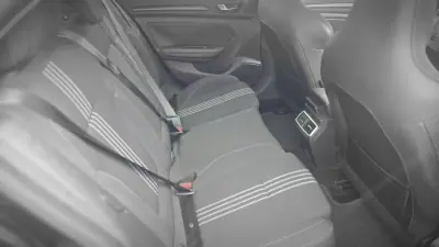 Renault Mégane 2016 - 12950 EUR, 114140 km - AUTO.MOTO.pt - 114140km - foto 35 de 42