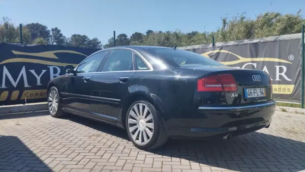 Audi A8 2008 - 12900 EUR, 350000 km - AUTO.MOTO.pt - 350000km - foto 5 de 12