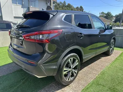 Nissan Qashqai 2018 - 15500 EUR, 200000 km - 200000km - foto 9 de 68