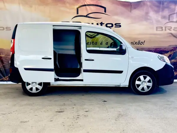 Renault KANGOO 1.5 BLUE DCI 3LUG EDITION ONE 2019 - 11500 EUR, 161094 km - AUTO.MOTO.pt - 161094km - foto 6 de 25