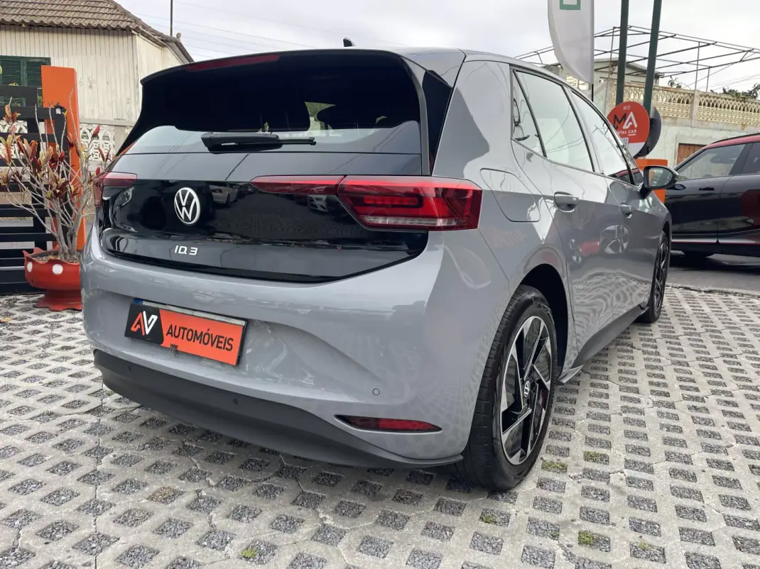 Volkswagen ID.3 2023 - 27950 EUR, 21352 km - AUTO.MOTO.pt - 21352km - foto 7 de 11