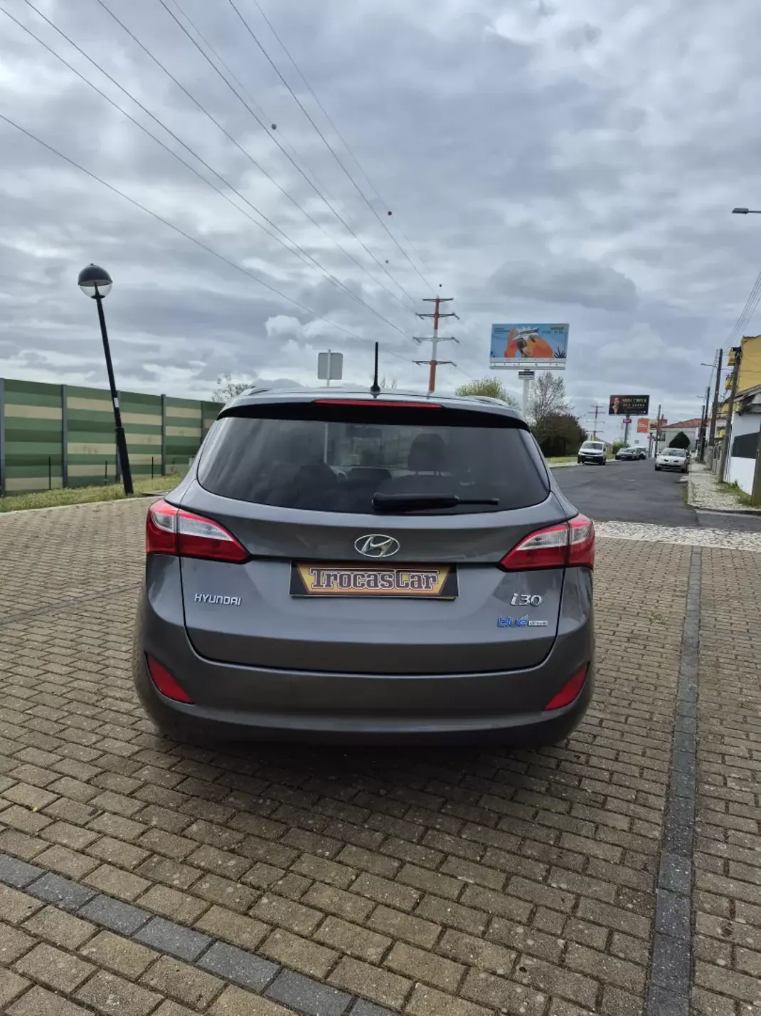 Hyundai i30 SW 2013 - 6890 EUR, 200850 km - AUTO.MOTO.pt - 200850km - foto 8 de 19