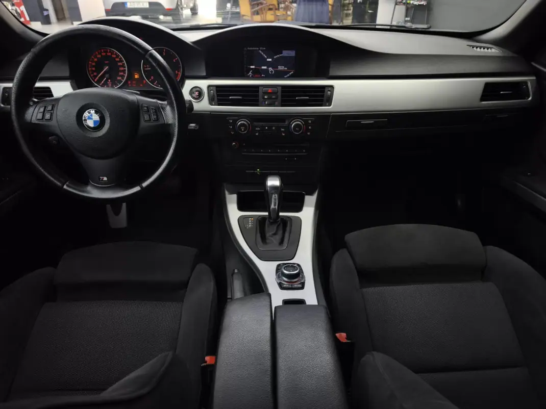 BMW 320 2011 - 16650 EUR, 269065 km - AUTO.MOTO.pt - 269065km - foto 22 de 41