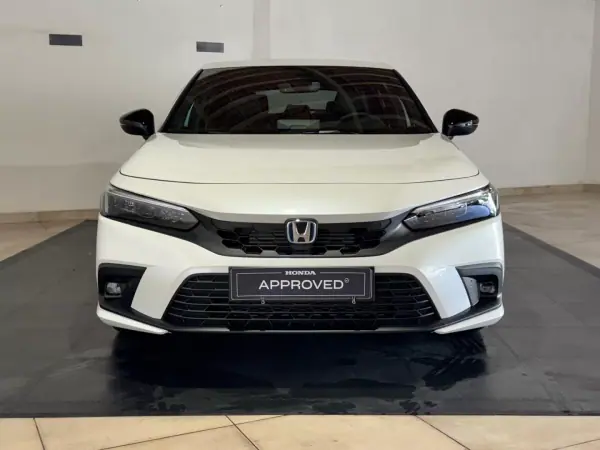 Honda Civic 2025 - 43000 EUR, 100 km - AUTO.MOTO.pt - 100km - foto 2 de 25