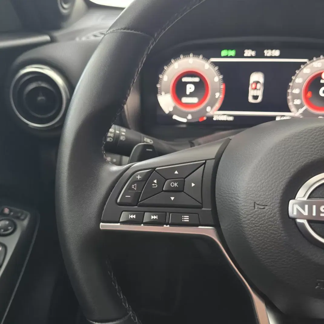 Nissan Juke 2025 - 22750 EUR, 21085 km - 21085km - foto 22 de 32