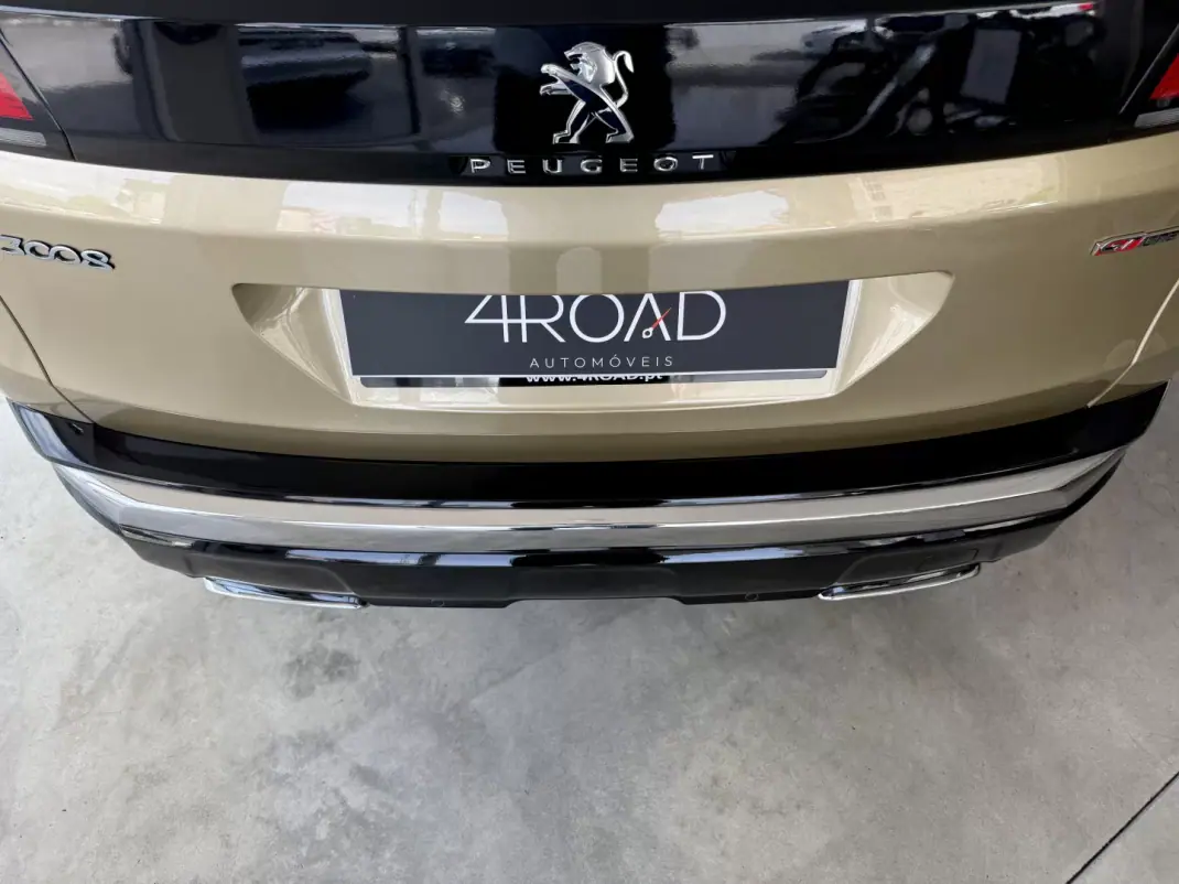 Peugeot 3008 2017 - 18500 EUR, 155000 km - AUTO.MOTO.pt - 155000km - foto 105 de 112
