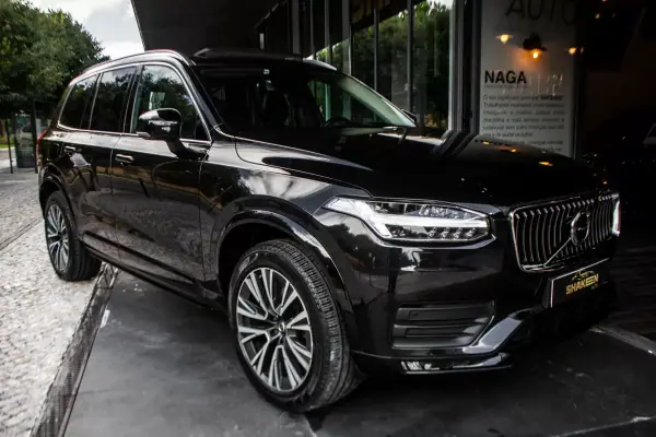 Volvo XC 90 2021 - 37990 EUR, 110263 km - AUTO.MOTO.pt - 110263km - foto 6 de 44