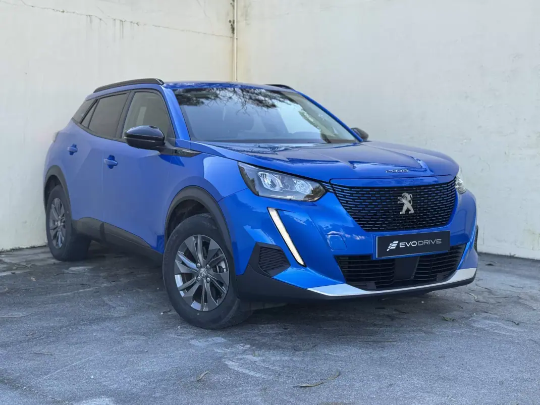 Peugeot e-2008 2022 - 16990 EUR, 109000 km - AUTO.MOTO.pt - 109000km - foto 3 de 12