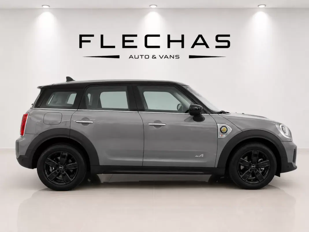 MINI Countryman 2021 - 29900 EUR, 68000 km - AUTO.MOTO.pt - 68000km - foto 5 de 7