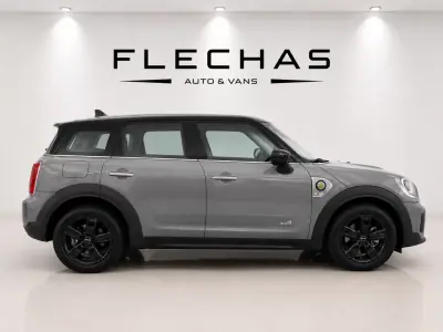 MINI Countryman 2021 - 29900 EUR, 68000 km - AUTO.MOTO.pt - 68000km - foto 5 de 7