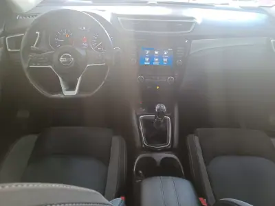 Nissan Qashqai 2018 - 17900 EUR, 54008 km - 54008km - foto 21 de 39