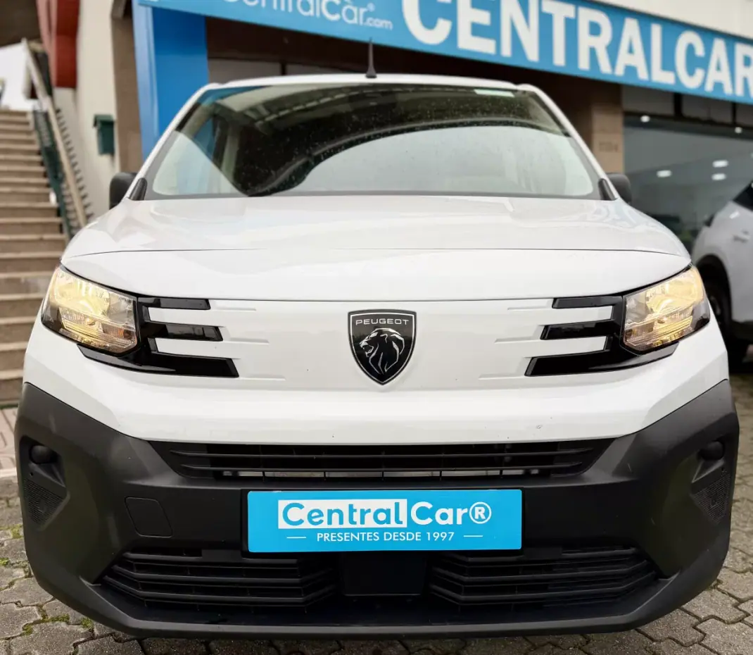 Peugeot 2024 - 18950 EUR, 82000 km - AUTO.MOTO.pt - 82000km - foto 3 de 24