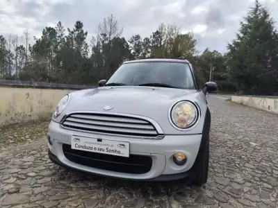 MINI Clubman 2011 - 7500 EUR, 293000 km - AUTO.MOTO.pt - 293000km - foto 57 de 65