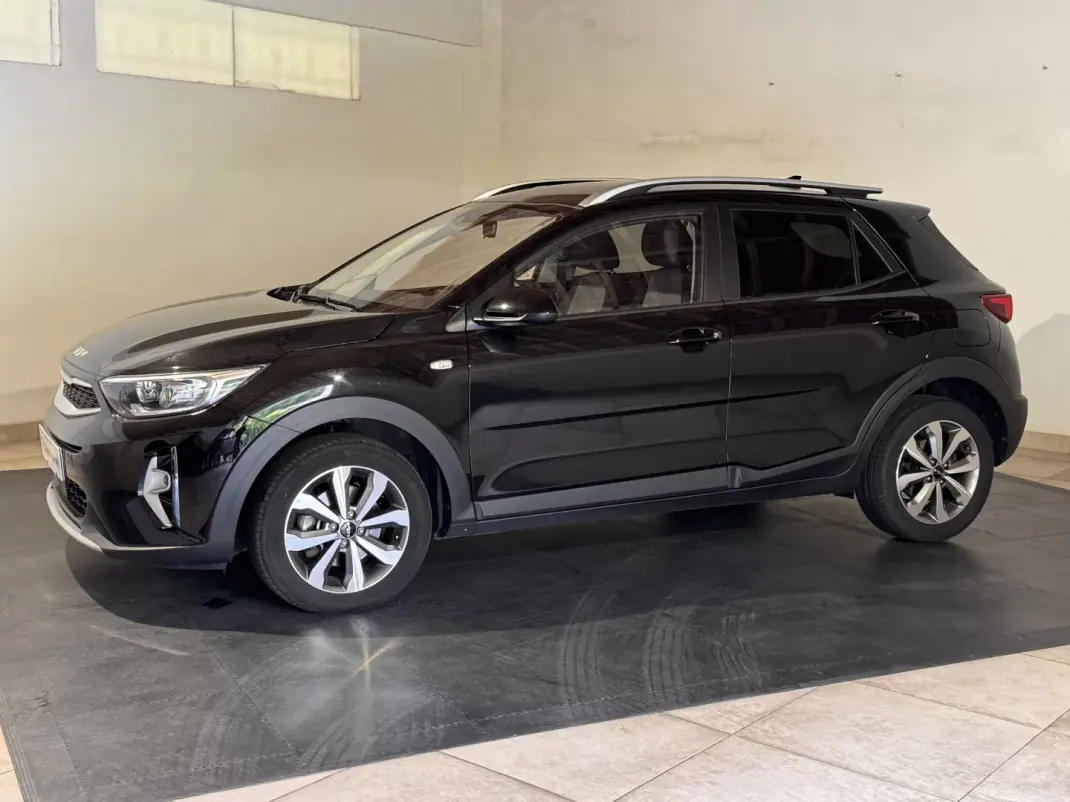 Kia Stonic 2025 - 16990 EUR, 23503 km - AUTO.MOTO.pt - 23503km - foto 4 de 23