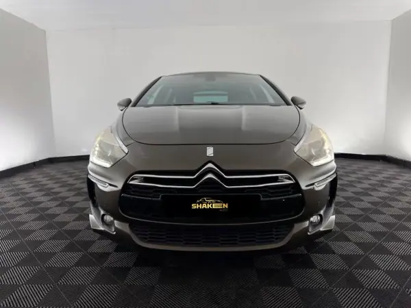Citroën DS5 2013 - 10890 EUR, 241713 km - 241713km - foto 2 de 17