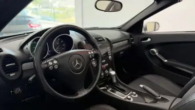 Mercedes-Benz SLK 200 2006 - 16490 EUR, 133014 km - AUTO.MOTO.pt - 133014km - foto 12 de 25
