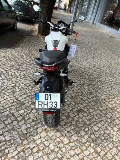 Benelli BN 2016 - 1850 EUR, 35691 km - AUTO.MOTO.pt - 35691km - foto 4 de 11